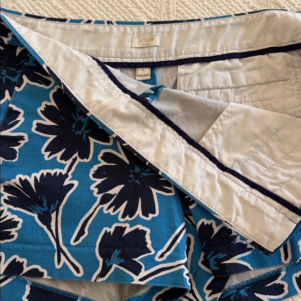 J.Crew shorts (Lot of 3) - Picture 10 of 13